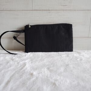 Baggallini Attachable Wristlet Purse